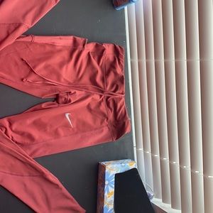 Nike leggings